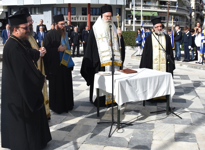 Φωτογραφία Με λαμπρότητα οι εκδηλώσεις για την Επέτειο της 28ης Οκτωβρίου 1940 στη Νάουσα   